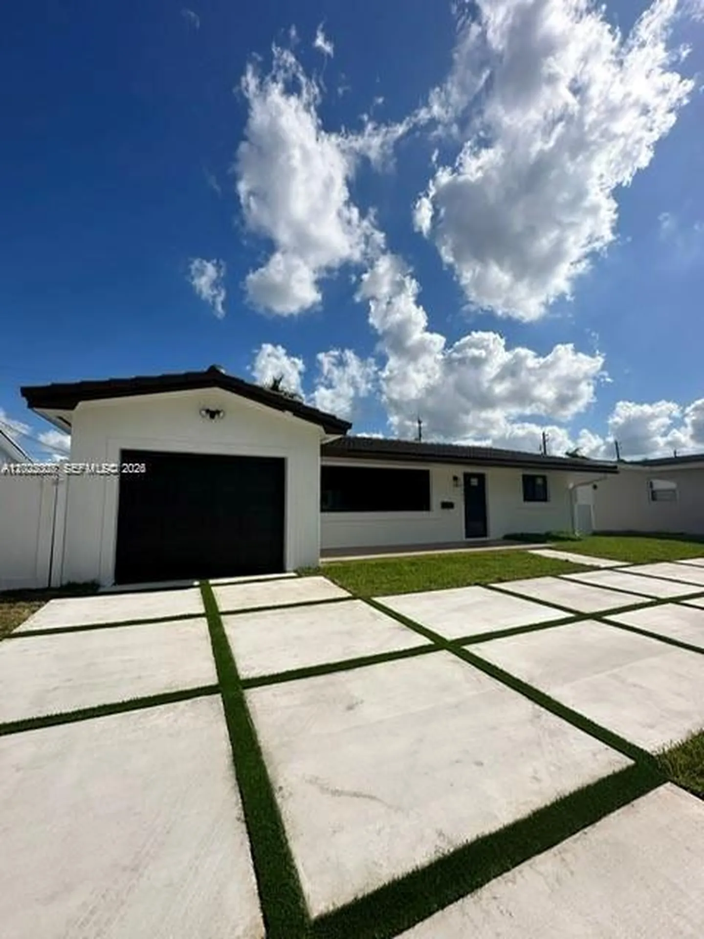 4901 Washington Street Hollywood FL 33021