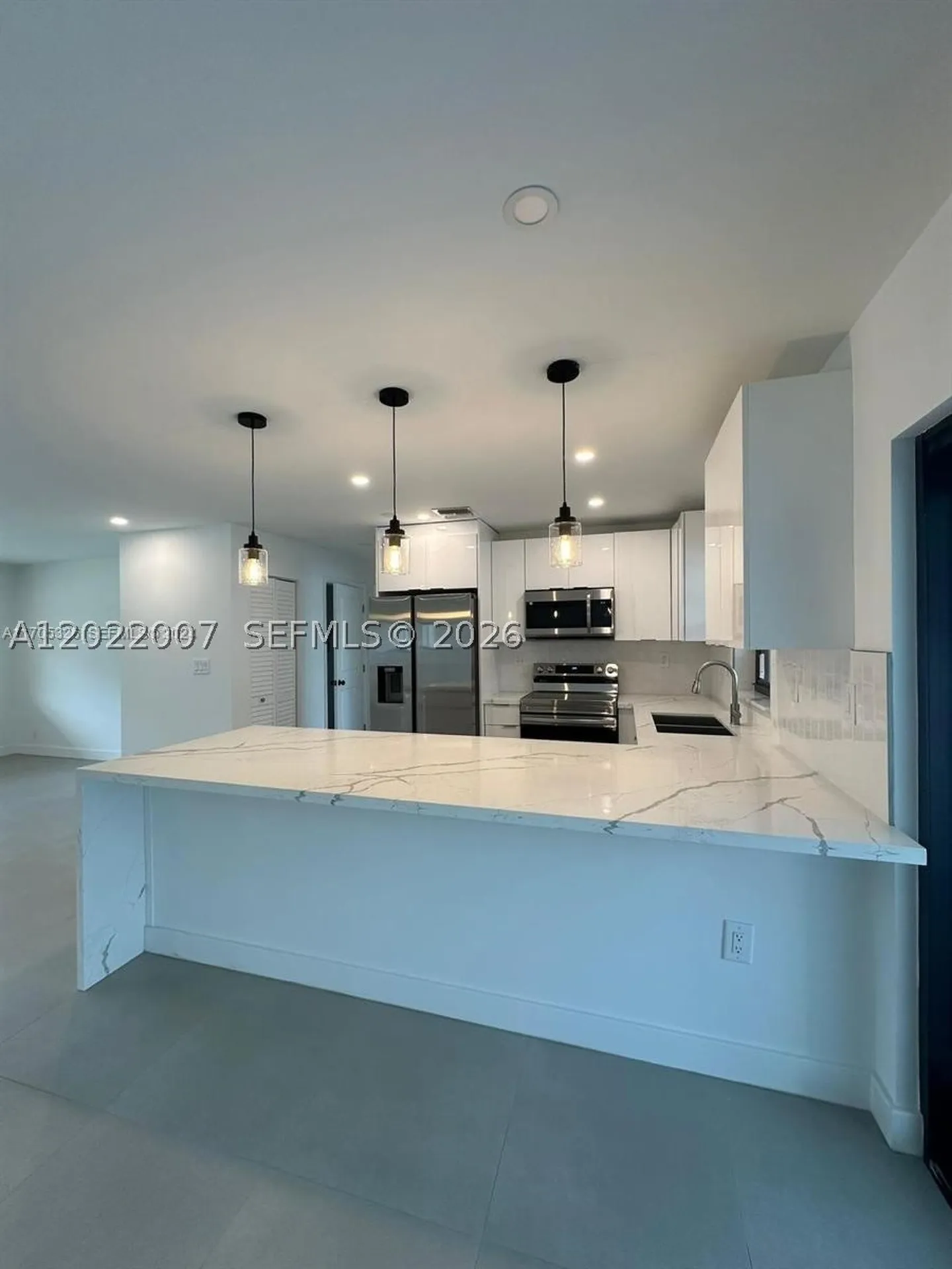 4901 Washington Street Hollywood FL 33021