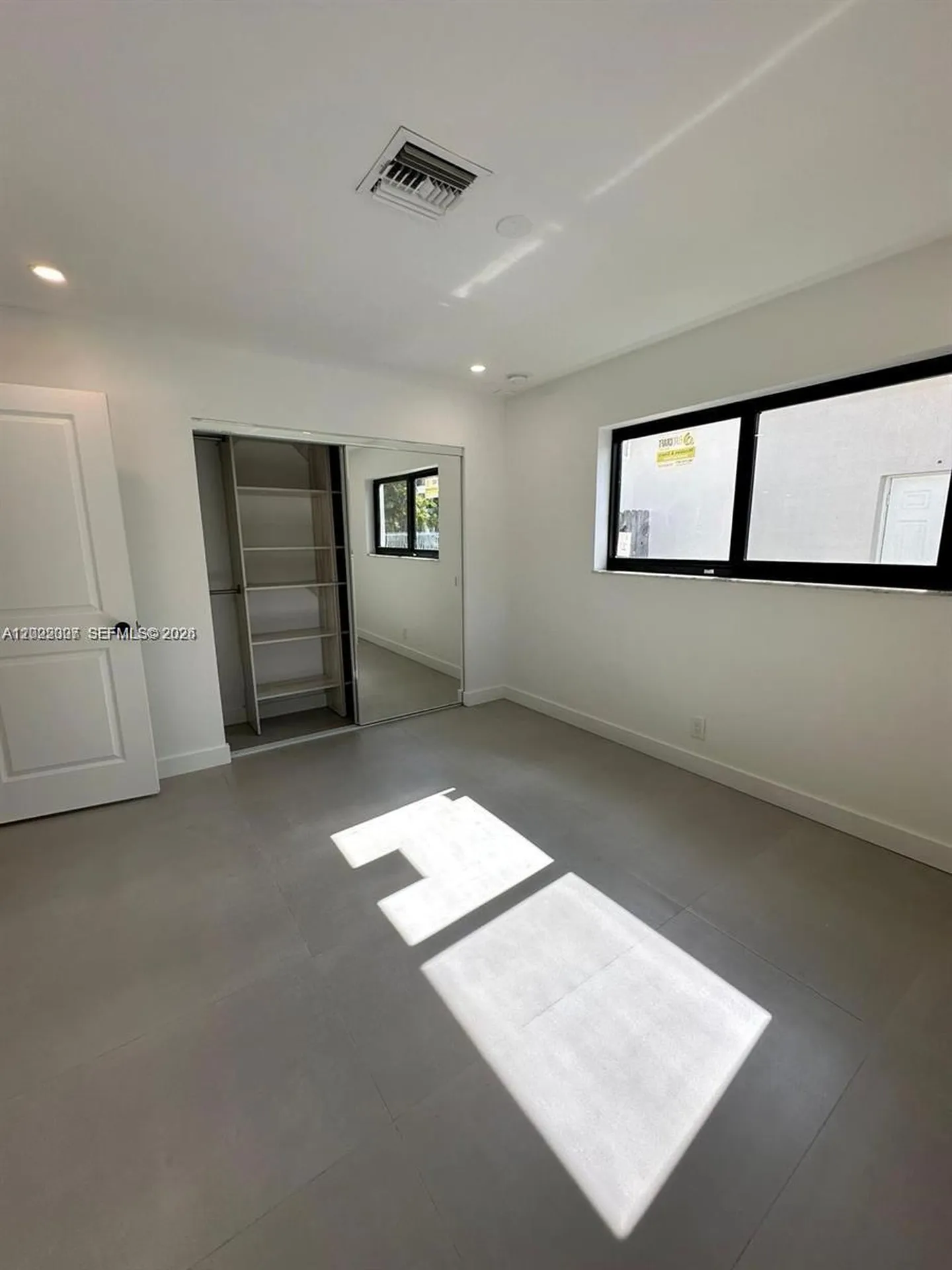 4901 Washington Street Hollywood FL 33021