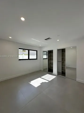 4901 Washington Street Hollywood FL 33021
