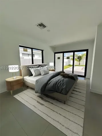 4901 Washington Street Hollywood FL 33021