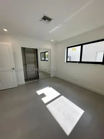 4901 Washington Street Hollywood FL 33021