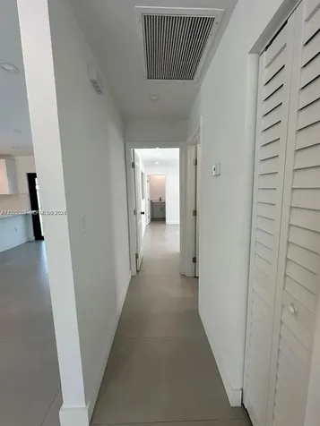4901 Washington Street Hollywood FL 33021