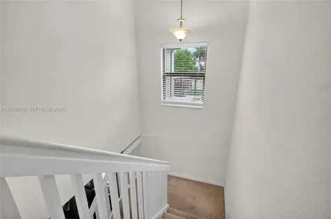 10400 W 35 Way Hialeah FL 33018