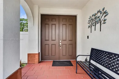 10400 W 35 Way Hialeah FL 33018