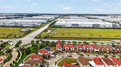 10400 W 35 Way Hialeah FL 33018