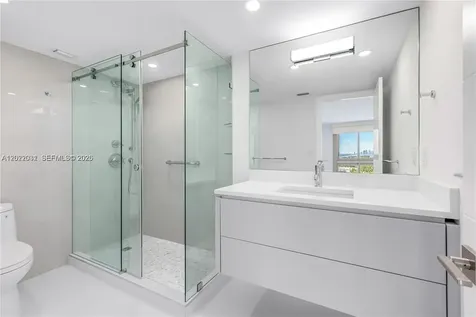 2655 Collins Avenue Miami Beach FL 33140
