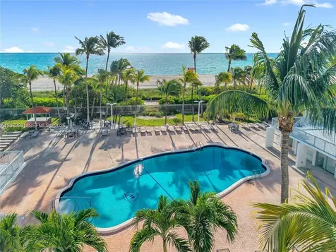 2655 Collins Avenue Miami Beach FL 33140
