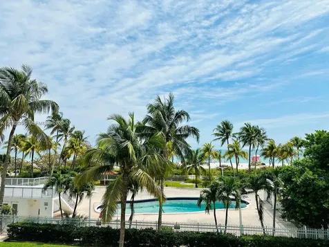 2655 Collins Avenue Miami Beach FL 33140