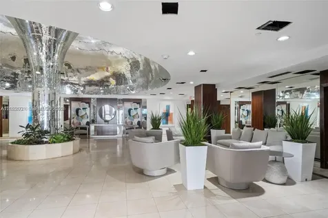 2655 Collins Avenue Miami Beach FL 33140