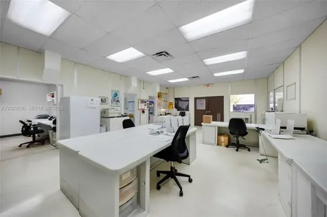 8127 NW 29th Street Doral FL 33122