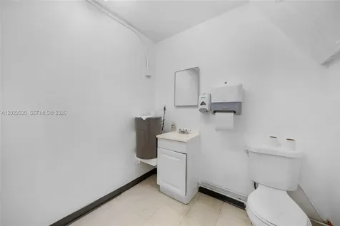 8127 NW 29th Street Doral FL 33122