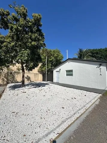 615 NW 90th Street El Portal FL 33150