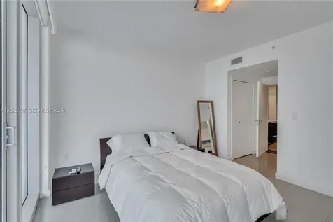 200 Biscayne Boulevard Way Miami FL 33131