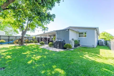 120 W 50th Street Hialeah FL 33012