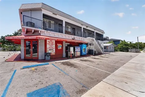 4087-4095 N Andrews Avenue Oakland Park FL 33309