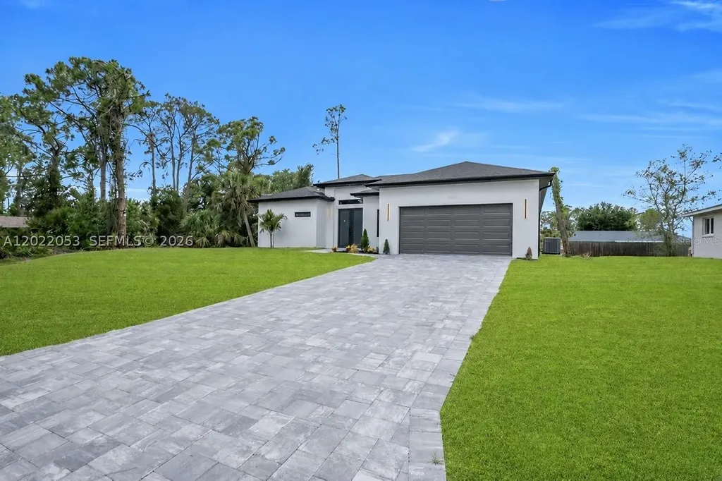 3286 Eagle Pass Street North Port FL 34286