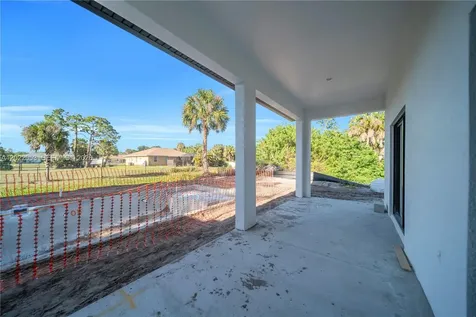 3286 Eagle Pass Street North Port FL 34286