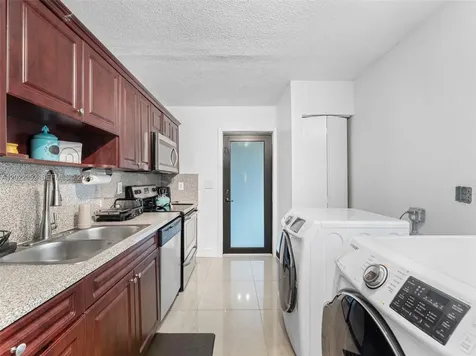 1752 NW 108th Street Miami FL 33167