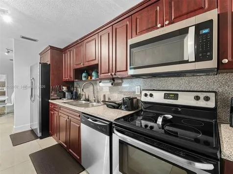 1752 NW 108th Street Miami FL 33167