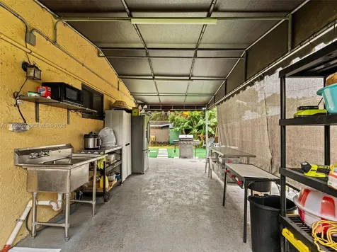 1752 NW 108th Street Miami FL 33167