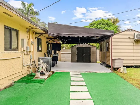 1752 NW 108th Street Miami FL 33167