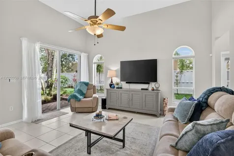 13775 NW 20th Street Pembroke Pines FL 33028