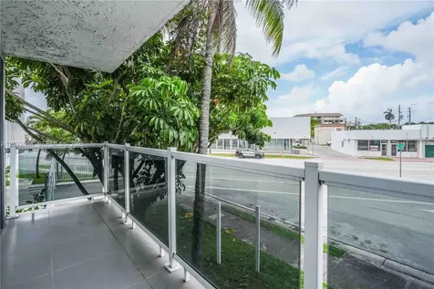 1986 Biarritz Drive Miami Beach FL 33141