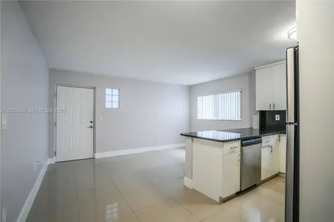 1986 Biarritz Drive Miami Beach FL 33141