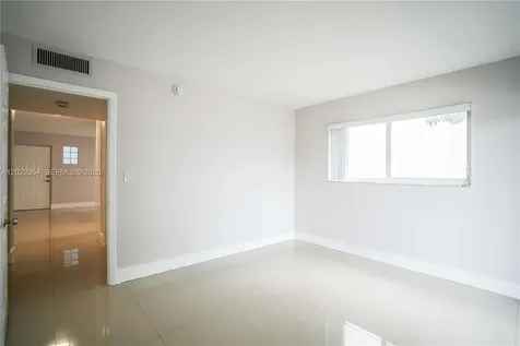 1986 Biarritz Drive Miami Beach FL 33141