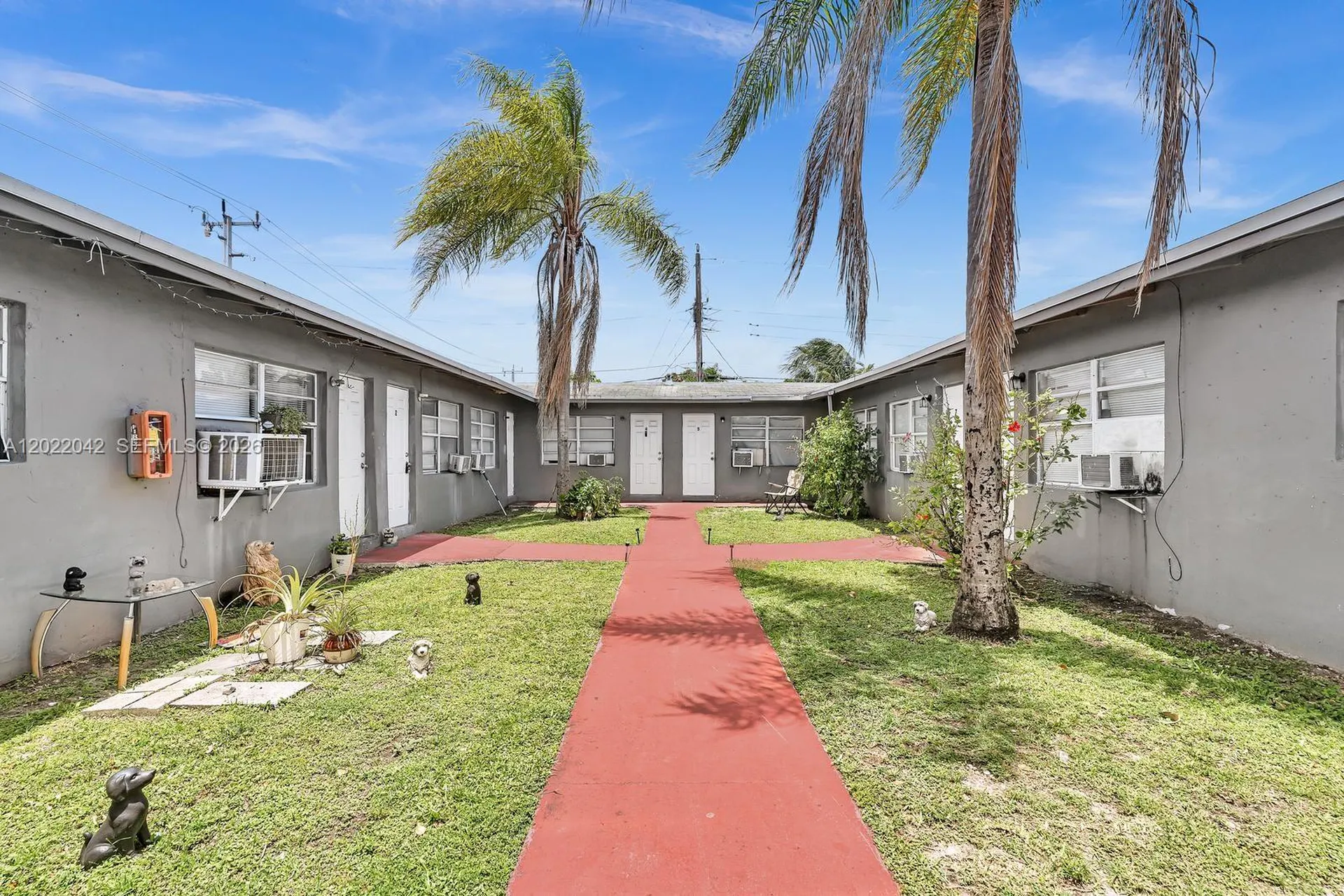 5685 Flagler Street Hollywood FL 33023
