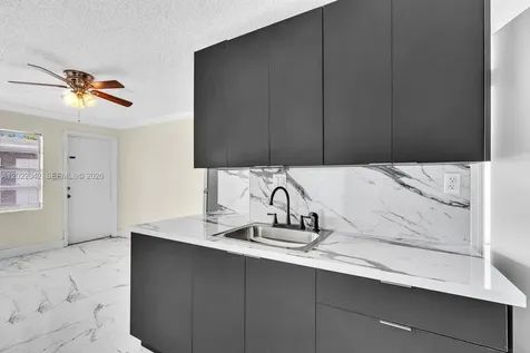 5685 Flagler Street Hollywood FL 33023
