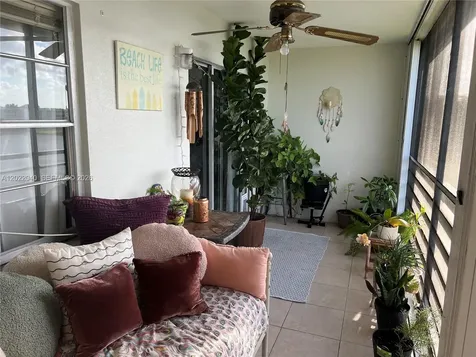4052 E Harwood E Deerfield Beach FL 33442