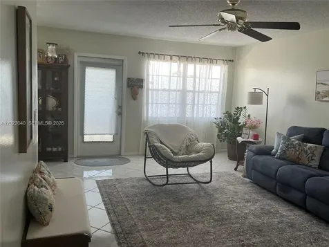 4052 E Harwood E Deerfield Beach FL 33442
