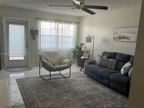 4052 E Harwood E Deerfield Beach FL 33442