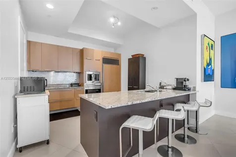 15811 Collins Avenue Sunny Isles Beach FL 33160