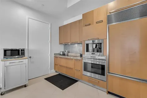 15811 Collins Avenue Sunny Isles Beach FL 33160