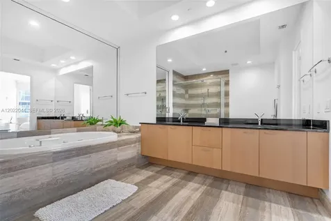 15811 Collins Avenue Sunny Isles Beach FL 33160