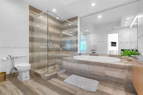 15811 Collins Avenue Sunny Isles Beach FL 33160