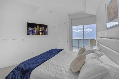 15811 Collins Avenue Sunny Isles Beach FL 33160