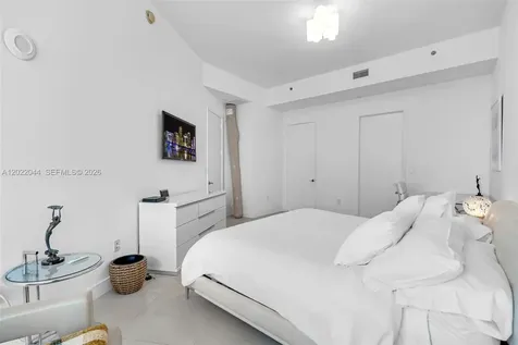 15811 Collins Avenue Sunny Isles Beach FL 33160