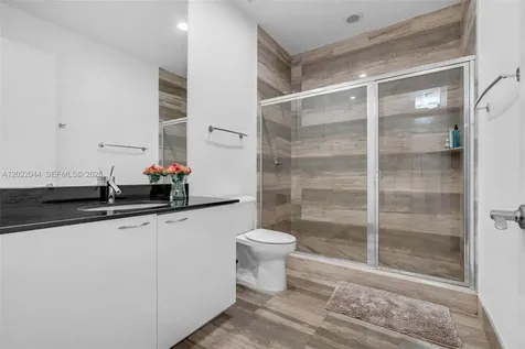 15811 Collins Avenue Sunny Isles Beach FL 33160