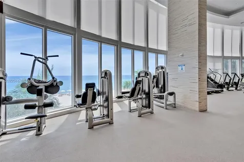 15811 Collins Avenue Sunny Isles Beach FL 33160