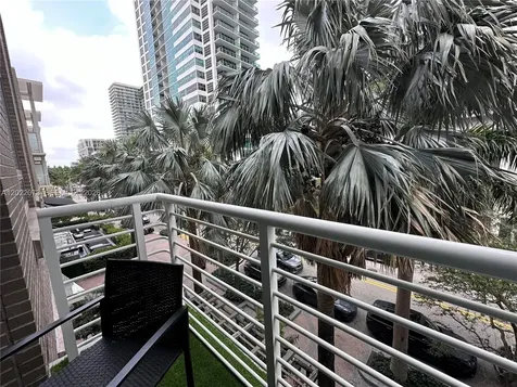 3250 NE 1st Avenue Miami FL 33137