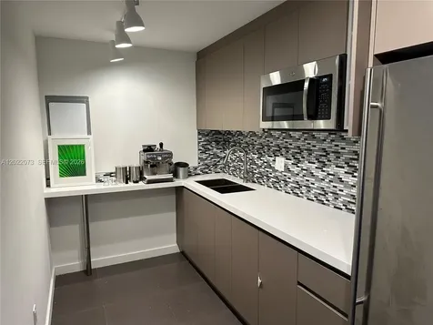 3250 NE 1st Avenue Miami FL 33137