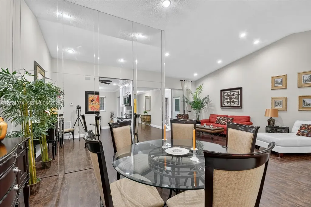 6989 Clover Court Lake Worth FL 33467