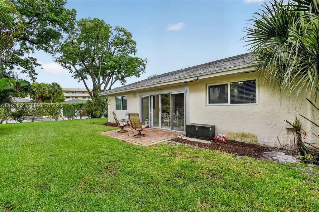 6989 Clover Court Lake Worth FL 33467