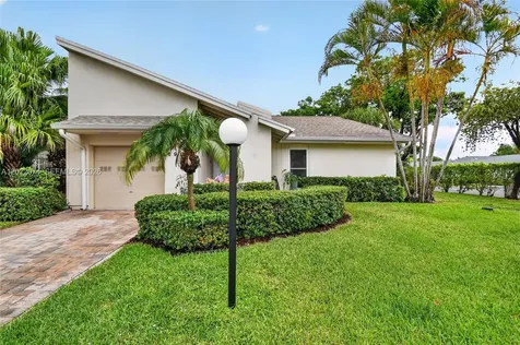 6989 Clover Court Lake Worth FL 33467
