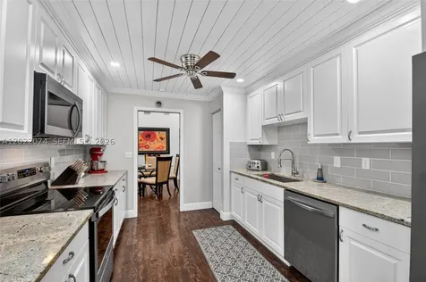 6989 Clover Court Lake Worth FL 33467