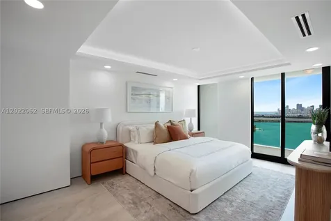 9 Island Avenue Miami Beach FL 33139